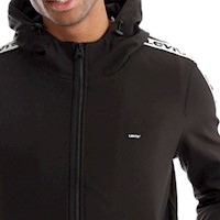 Polera Levis Men Softshell Black - Test